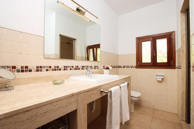 Badezimmer der Villa Olas bei Pollença, Mallorca