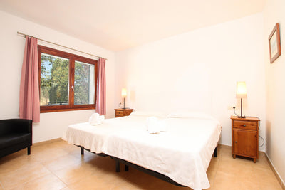 Schlafzimmer der Villa Olas bei Pollença, Mallorca