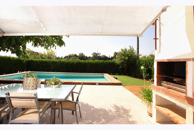 Terrasse der Villa Provenza Petit bei Port de Pollença, Mallorca