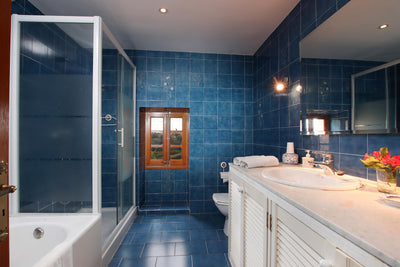 Badezimmer der Villa Sa Lluna bei Pollença, Mallorca