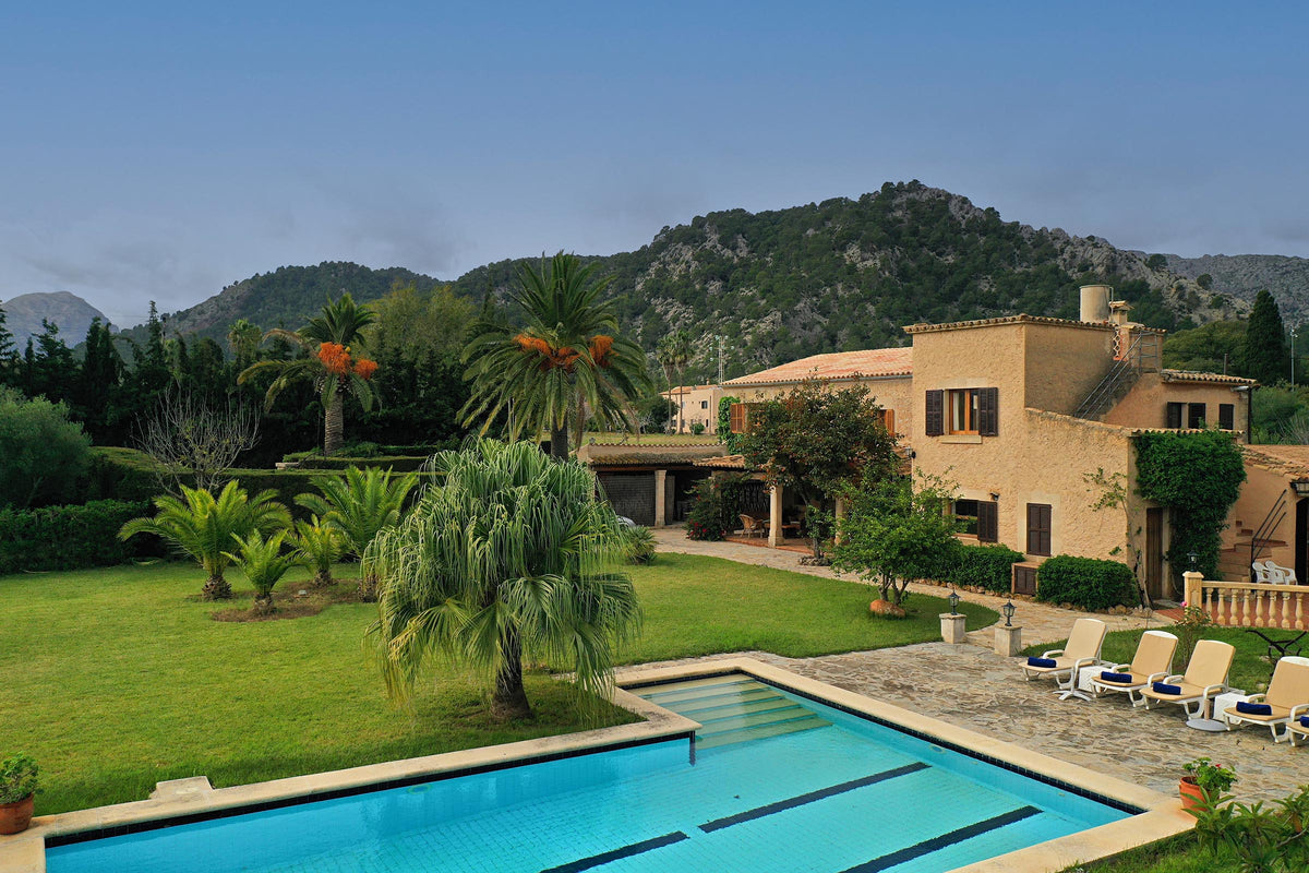 Pool der Villa Sa Lluna bei Pollença, Mallorca
