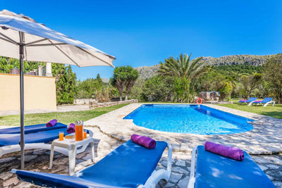 Pool der Villa Son Amat bei Cala Sant Vicenç, Mallorca