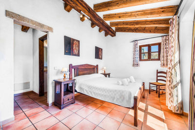 Schlafzimmer der Villa Son Amat bei Cala Sant Vicenç, Mallorca